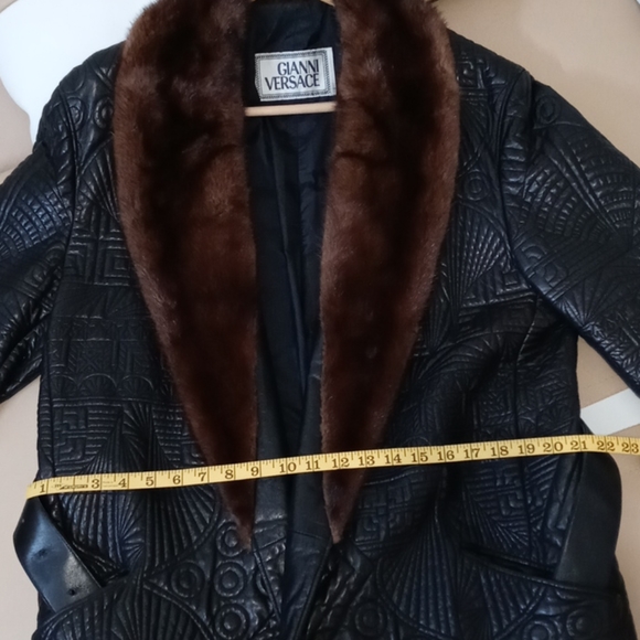 Gianni Versace - Picture 6 of 9